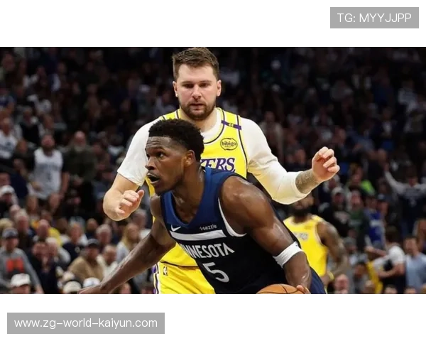 NBA东契奇后撤步三分接管加时赛