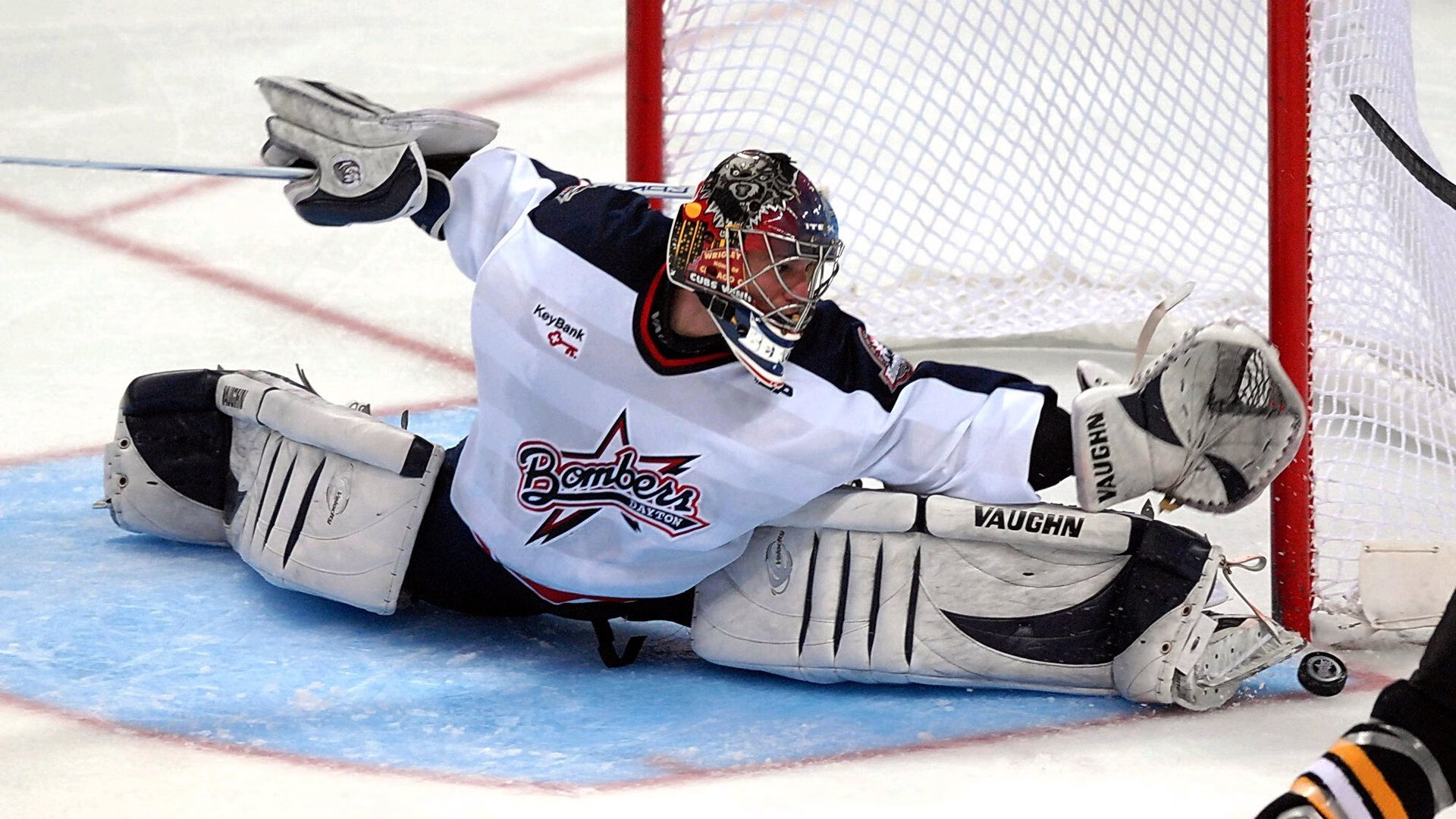 kaiyun开云入口平台-库尔图瓦展现门神本色，帮助皇马仅丢一球，库尔图瓦在皇马丢几个球了